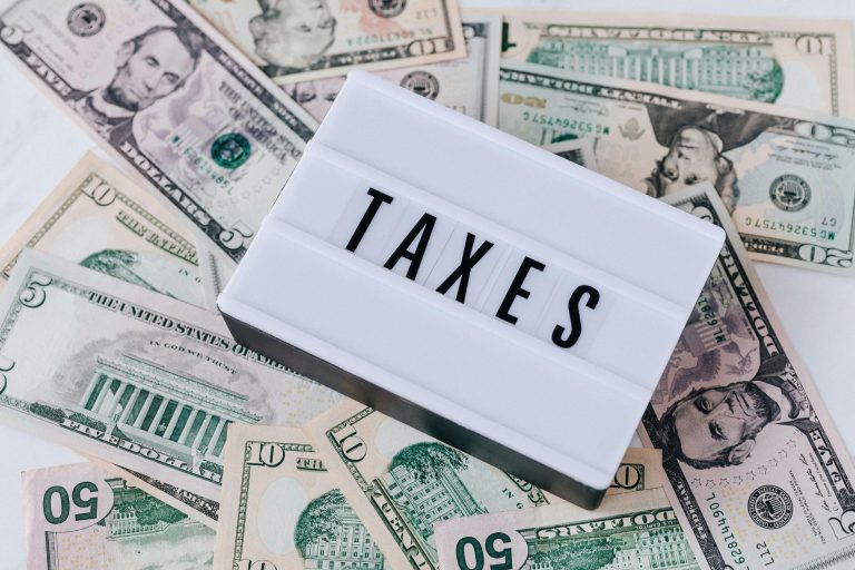 Taxes Image